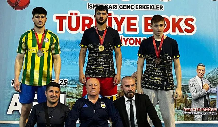 Bayburtlu Toprak Salman Türkiye Şampiyonu