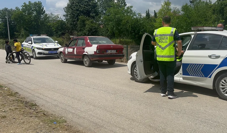 Düzce'de ehliyetsiz çocuk sürücü drift faciasına neden oldu