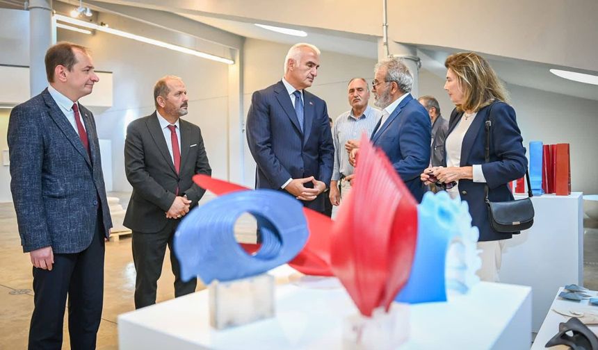 Kültür ve Turizm Bakanı Ersoy, Baksı Müzesi'ni ziyaret etti