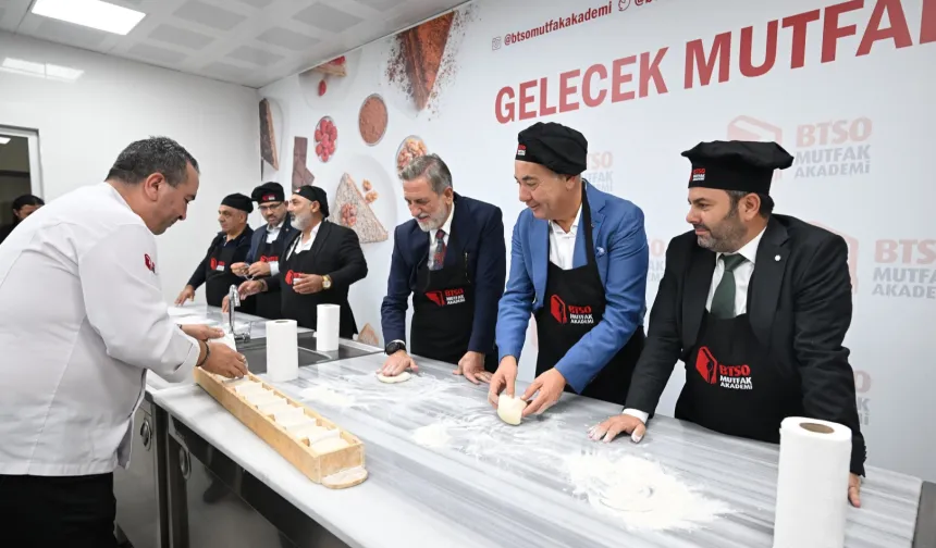 BTSO Mutfak Akademi'ye yemek sanayicilerinden tam not