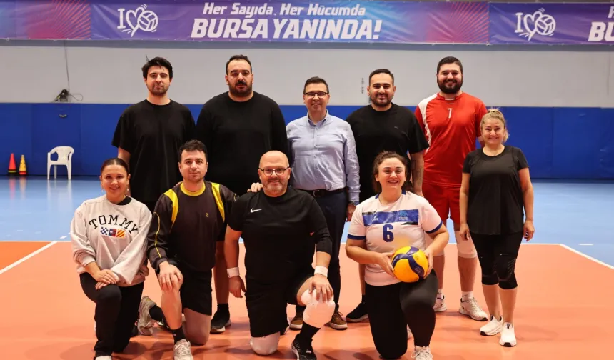 Bursa Nilüferli çalışanları filede ter döktü