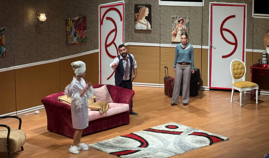 Sakarya'da 'Şahane Düğün' oyununa yoğun ilgi