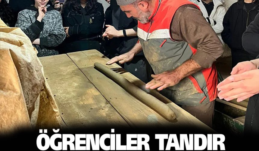 Bayburt'ta Öğrenciler tandır yapımına tanıklık etti