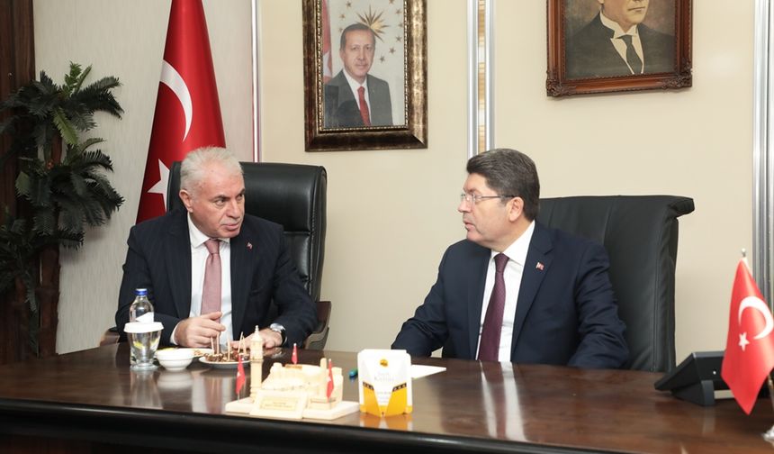 Adalet Bakanı Tunç’tan Bayburt Belediyesi’ne ziyaret