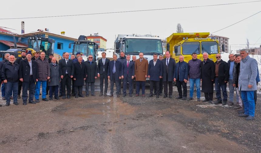 Aydıntepe’de İş Makinesi Garajı Hizmete Açıldı