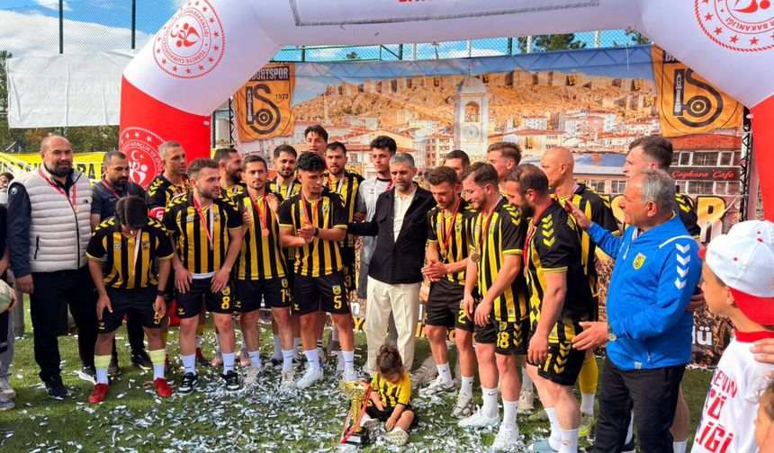 25 yıl sonra Bayburtspor Şampiyon