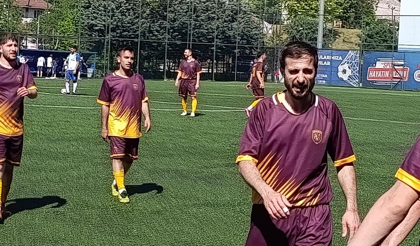 Bayburt Köylerarası Turnuva ,Sakızlı-Oruçbeyli maçl
