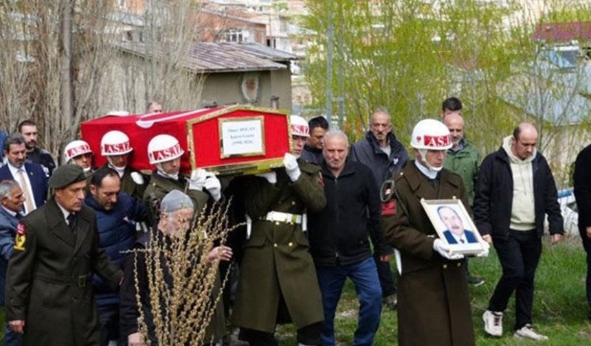 Kıbrıs gazisi Doğan, Bayburt'ta son yolculuğuna uğurlandı.