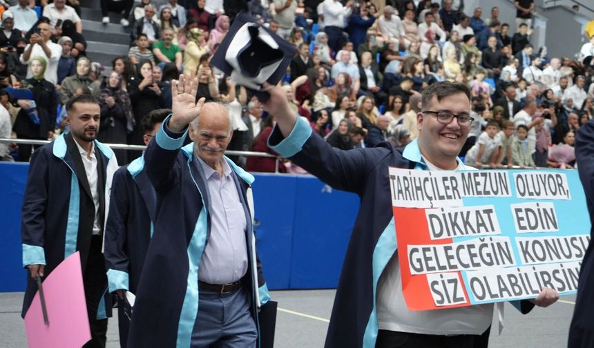 Tarihçi,Veysel Gider'in mezuniyet gururu