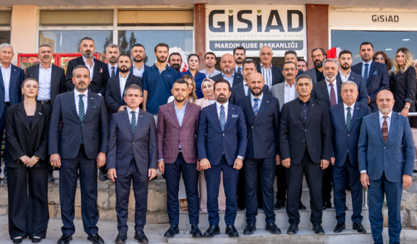 Mardin'de GİSİAD Rüzgarı: Gençler İçin "Hayalin Olsun" Hareketi Başladı!