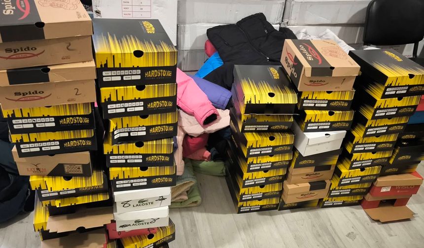 Bayburt Gökçedere’de Minik Öğrencilere Yürekleri Isıtan Yardım