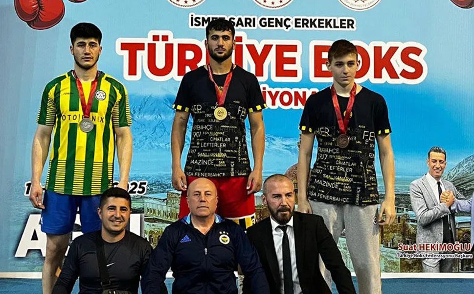Bayburtlu Toprak Salman Türkiye Şampiyonu