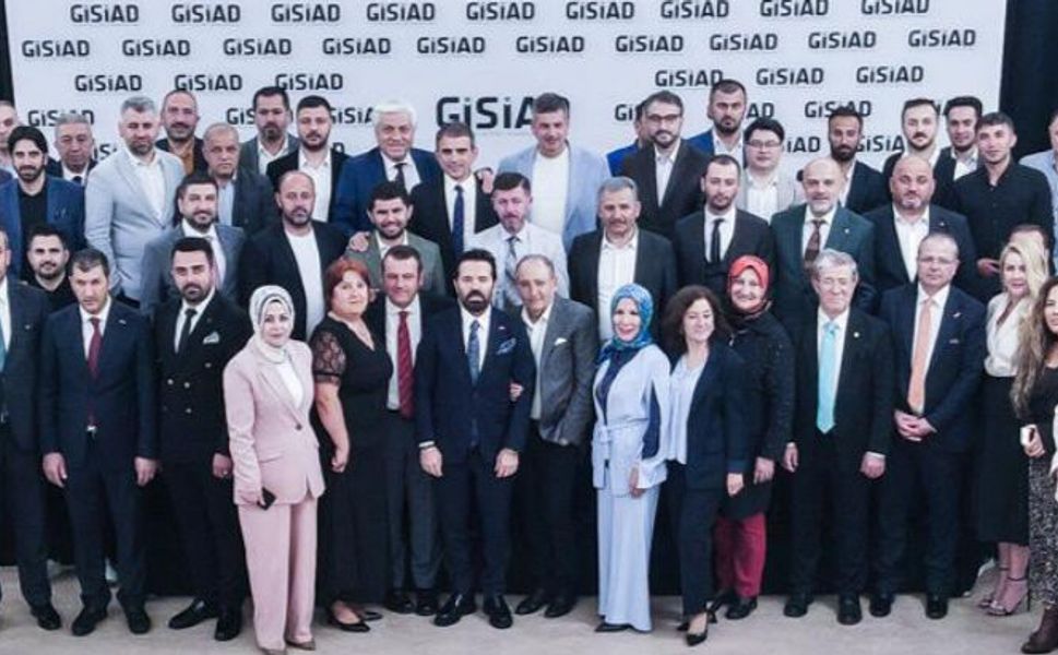 GİSİAD Üyeleriyle yemekte buluştu